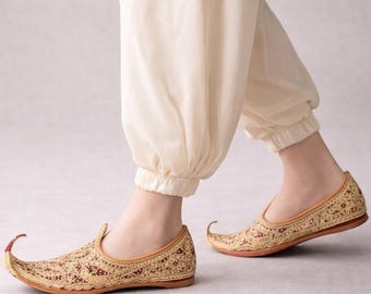Handmade Ottoman Style Slippers / Ethnic Traditional Embroidered Leather Shoes – Vintage – Unisex – Wedding • Engagement • Costume •