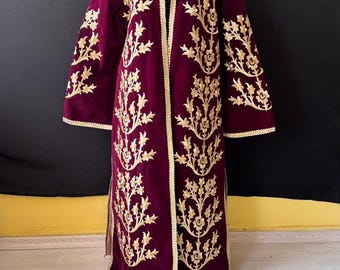Traditional Kaftan with Turkish Motifs, Maraş Thread Brocade Work Sultan Costume