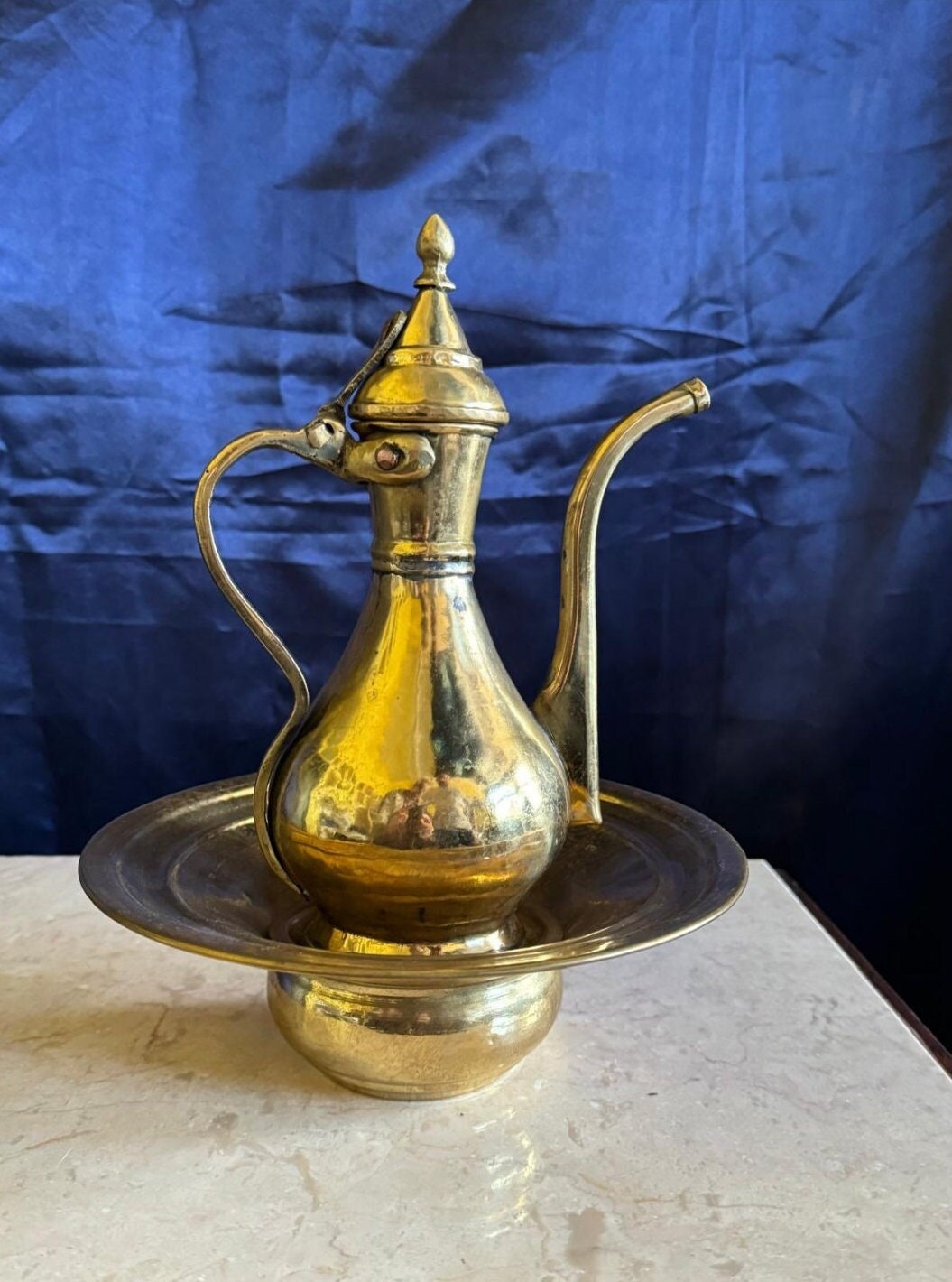 真鍮　水差し　アンティーク ヴィンテージ真鍮製水差しセット：希少な農家風装飾 - Etsy 日本