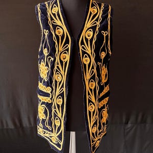 Vintage 1980 Afghan velvet vest - Mirror embroidered vest image 9