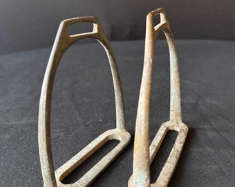 Bol Tripode Jardinière à Trois Pieds En Fonte Noire Japonaise Des Ann%c3%a9es 1950 Ikebana