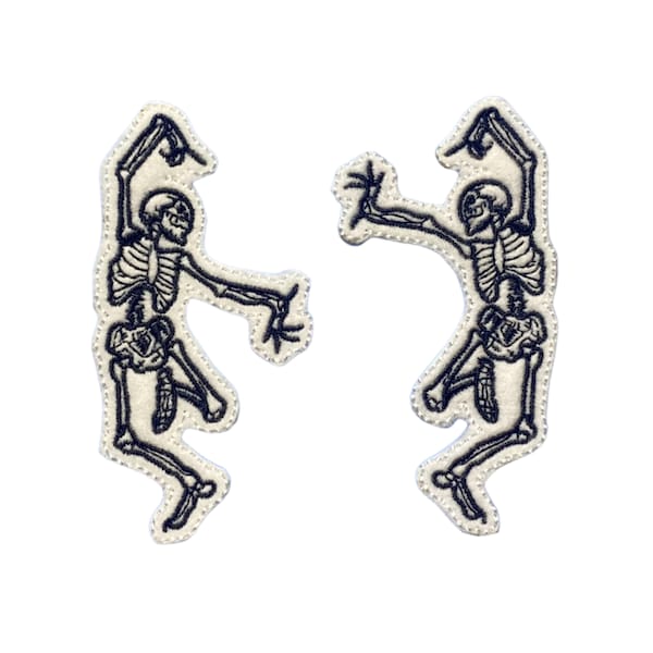 Naszywka z tańczącymi szkieletami/naszywka haftowana