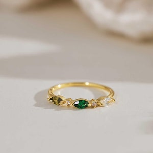 18k Gold Custom Marquise Birthstone Ring, Dainty Ring, Famliy Gift, Minimalist Ring, Anniversary Gift, Gift for Mom,Mothers Day Gift for Her