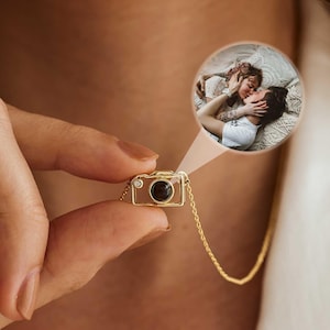 Custom Photo Projection Necklace, Memories Necklace, Picture Necklace, Mother Necklace, Memorial Photo Necklace, Mothers DayGift for Her