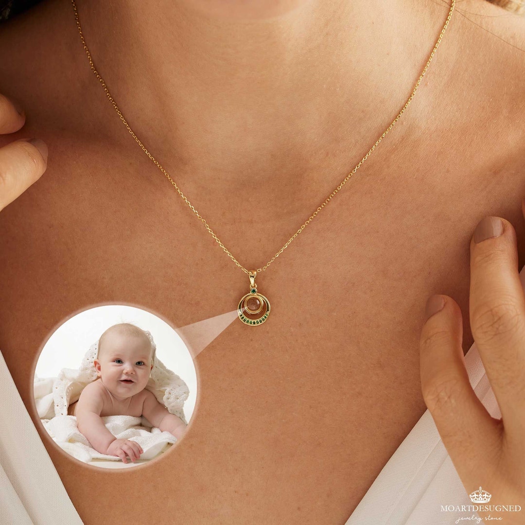 Personalized Photo Projection Mom Necklace