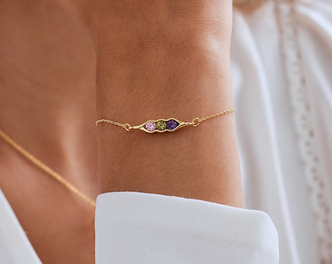 Custom Peas in a Pod Birthstone Bracelet,Pearl Bracelet, Grandma Bracelet, Anniversary Family Gift for Her, Mothers Day Gift for Mom