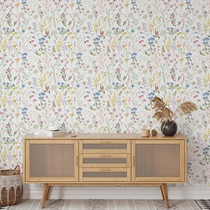 Wildflower Meadow Botanical Wallpaper - Floral Garden Flowers Boho ...