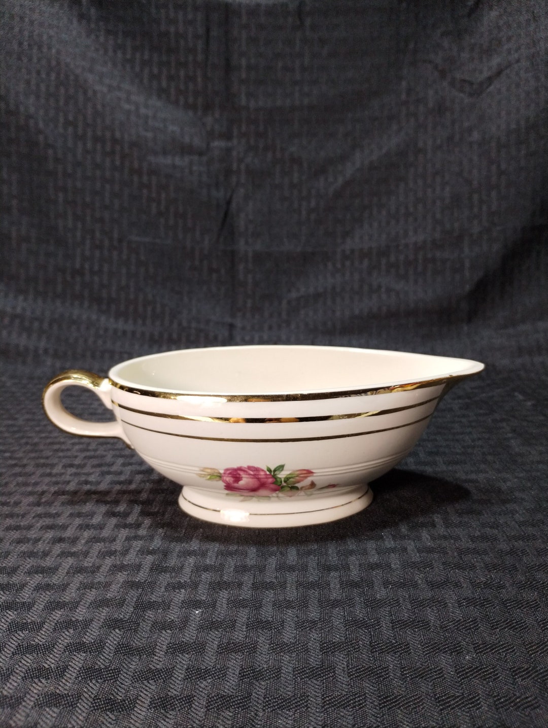 Vintage 23K Gold Gravy Boat Made in USA mount Vernon by Salem China
