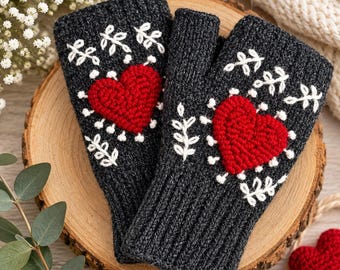 ハート刺繍入り指なし手袋、黒のニットハンドウォーマー、女性用冬用手袋、手作りの心地よいリストウォーマー、彼女へのギフト