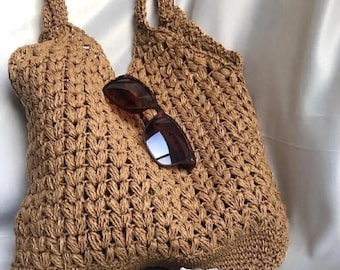 Handmade Crochet Raffia Tote Bag – Boho Straw Shoulder Bag – Eco-Friendly Summer Beach Purse – Lightweight Holiday & Daily Bag