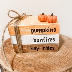 Decoración de mesa de madera de otoño