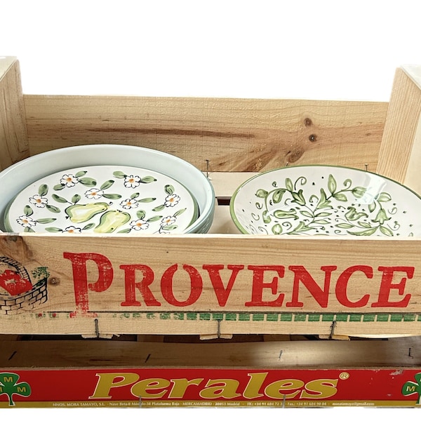 Provence, palette de fruits français vintage, corbeille de fruits vintage, boîte de fruits d'occasion, caisse en bois rustique, intérieur, palette en bois vintage