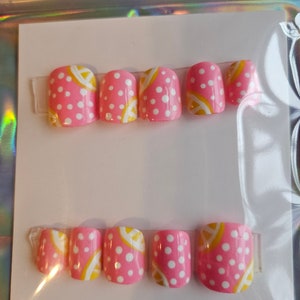 Pink Lemonade Press On Nails Set