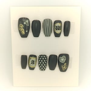 Wednesday Addams Press On Nails Set