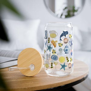 Coastal-Themed Sipper Glass, 16oz - Ocean-Inspired Drinkware for Beach Lovers, Sea Life Decor, Summer Refreshments, Nautical Gift Idea