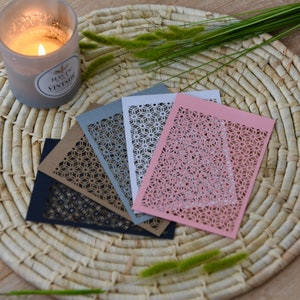 Fond de motifs de dentelle en carton A6 pour l'artisanat en papier, la fabrication de cartes, le scrapbooking, la journalisation créative