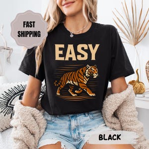 Vintage Tiger Graphic T-Shirt: Retro Grunge Indie Boho Style