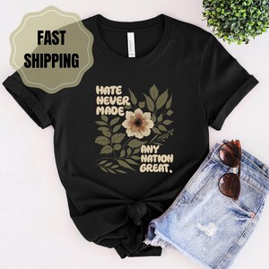 Bloemen patriottisch sweatshirt: anti-racistische gelijkheidtrui