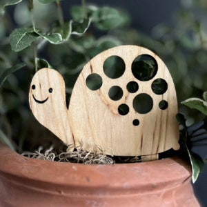 Turtle flora FOOD friend garden stake with fertilizer