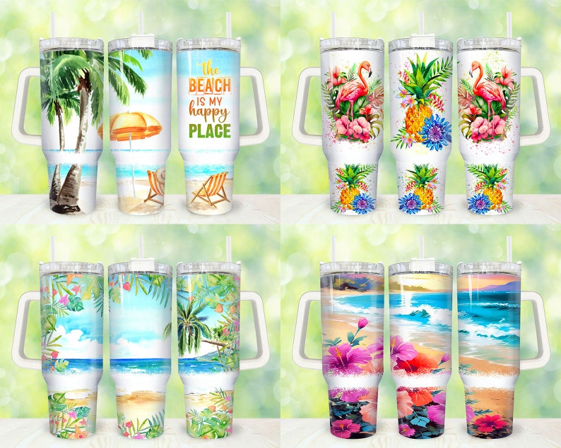 Op de afbeelding: Drie roestvrijstalen bekers met verschillende strandthema's. De eerste beker heeft palmbomen, een parasol en strandstoelen met de tekst "The Beach is my Happy Place". De tweede beker heeft roze flamingo's en ananas. De derde beker heeft een strandsc&egrave;ne met golven en hibiscusbloemen.