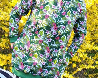 Flowered women sweatshirt