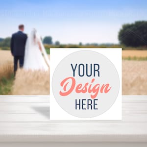 Maqueta de tarjeta de felicitación de boda, tarjeta 5x5, fondo de maqueta, maquetas borrosas, descarga JPG, descarga instantánea, maqueta de tarjeta cuadrada en blanco