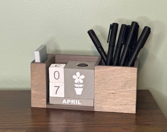 Seasonal Daily Block Calendar | Desktop Calendar | Office Supplies | Holiday Gift | Calendar | Office Gift | Unique Gift | Pen holder