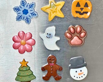Handmade Holiday Resin Magnets: Decorative Magnets | Interchangeable Home Sign Decor