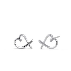 Silver Heart Earrings • Heart Earrings • Heart Outline Earrings • Heart Stud Earrings • Dainty Heart Earrings • Minimalist Earrings