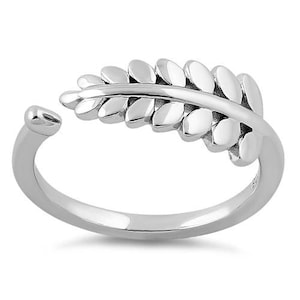 Tripinnate Fern Leaf Ring- Silver Adjustable Fern Leaf Ring- Silver Adjustable Sprig Fern Leaf Ring- Fern Leaf Ring- Ring for Nature lover