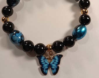 Stretch charm bracelet