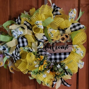Summer Front Door Flower Wreath Yellow Small Door Hanging Wreath Handmade Gift for Her Housewarming Entryway Wall Floral Accent