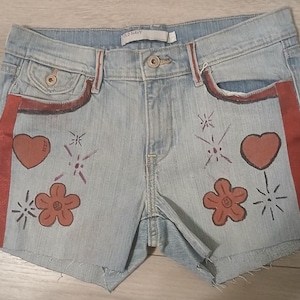 Ladies shorts, Daisy dukes, Hot pants