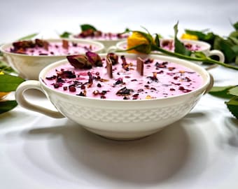 BeLoved soy candle / Vintage ceramics / Upcycling / Scent of mulled wine / Pastel pink color / Candle in a bowl / Romantic candle