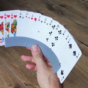 Anpassbarer Kartenhalter für Tabletop-Spiele - Hält bis zu 13 Karten