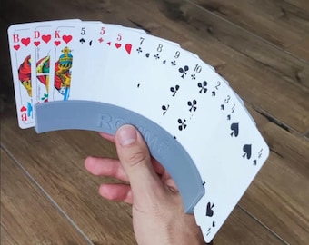 Personalizowany stojak na karty do gier stołowych - mieści do 13 kart