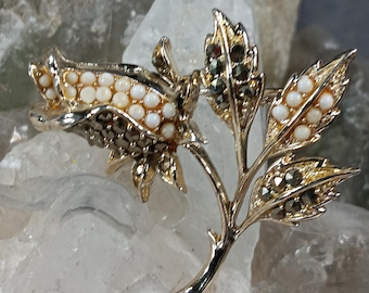 Vintage Silver Tone Marcasite & White Beads Rose Bud Brooch Copyrighted 1.5" 12Grm