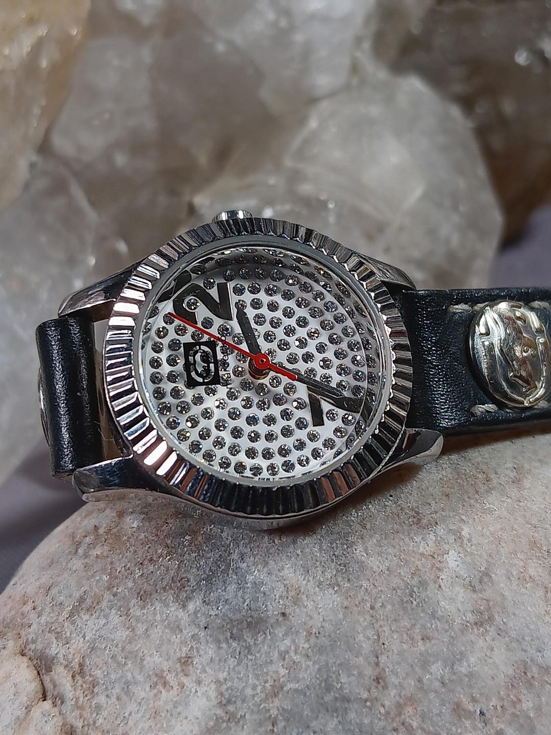 Marc Ecko Preowned Lady Wrist Watch Sparkled Face Black  display picture 1