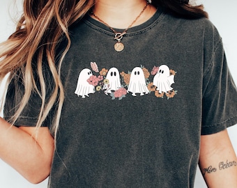 Comfort Colors® Halloween Shirt, Cute Halloween Ghost Shirt, Halloween Women's Shirt, Fall Shirt, Halloween Party Shirt,Spooky Season Shirt