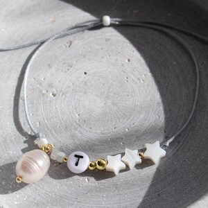 Makramee Armband Sterne, Makramee Armband Perlmutt, Armband Buchstabe, Armband personalisierbar, edles Armband, Weihnacht, Freundschaftsband