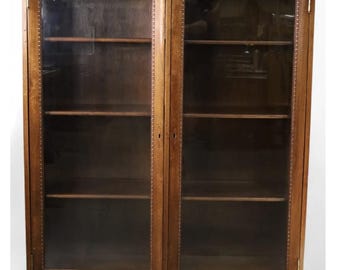 Large American Oak Bookcase with Two Doors and 4 shelves