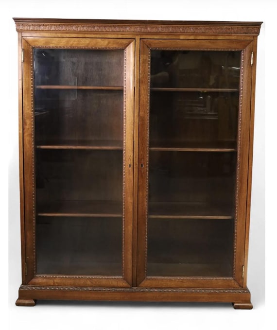 Large American Oak Bookcase with Two Doors and 4 shelves