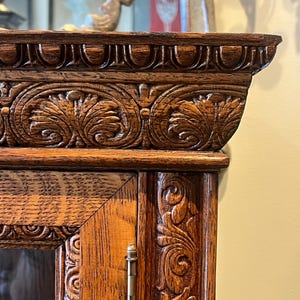 Large American Oak Bookcase image 3