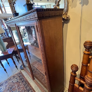 Large American Oak Bookcase image 5