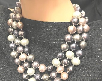 Handgemaakte veelkleurige schelpparelketting: veelzijdige 64 inch geknoopte paarse, zilveren, roze kralen - geen sluiting