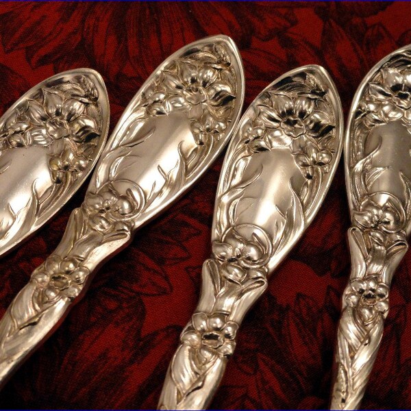 Service for 4 _ Art Nouveau Silver Plated _ 1908 Narcissus by Oxford Silver Wm A Rogers Ltd _ 4 dinner place settings _ 16 piece Set