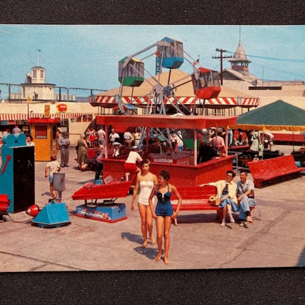 Balboa California Fun Zone, Rides Area in Newport Harbor, Ferris Wheel, Kiddie Carousel, 60's Swim Suits!