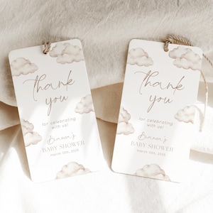 Może przedstawiać: Dwie białe karteczki z podziękowaniami z brązowymi chmurami akwarelowymi i tekstem "Dziękujemy za świętowanie z nami! Baby Shower Branea 12 marca 2025"