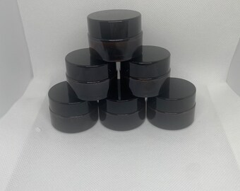 15 ml amber glass round jars w/ black lids