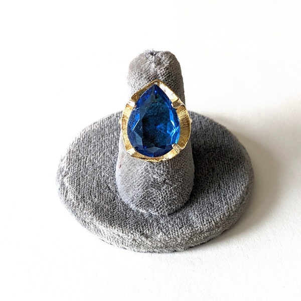 Vintage large stone ring blue topaz glass December birthstone gold tone setting oversized teardrop shape